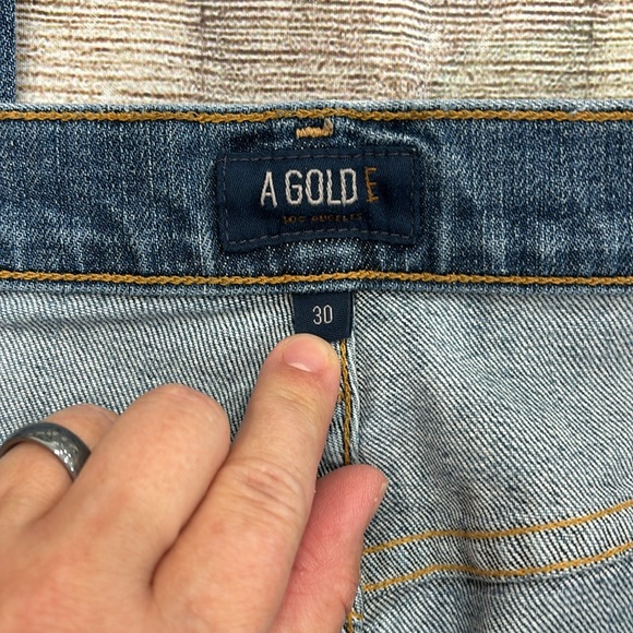 A Golde Isabel Jean - Picture 3 of 11